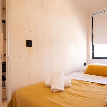 Luna Mare Mit Terrasse&poolnähe, Direkt Am Ferienhaus Privlaka (Zadar)