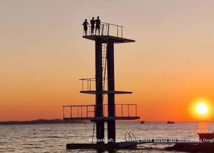 Nyaraló Luna Mare Mit Terrasse & Poolnaehe, Direkt Am Privlaka