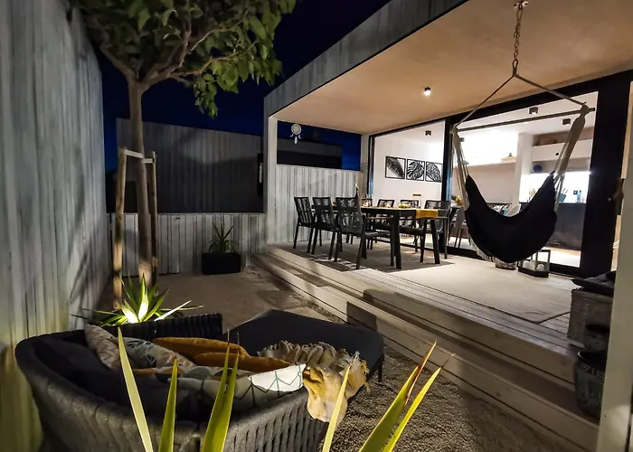 Luna Mare Mit Terrasse & Poolnaehe, Direkt Am Nyaraló *