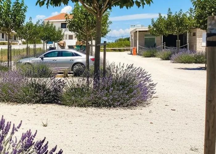 Luna Mare Mit Terrasse & Poolnaehe, Direkt Am Nyaraló *